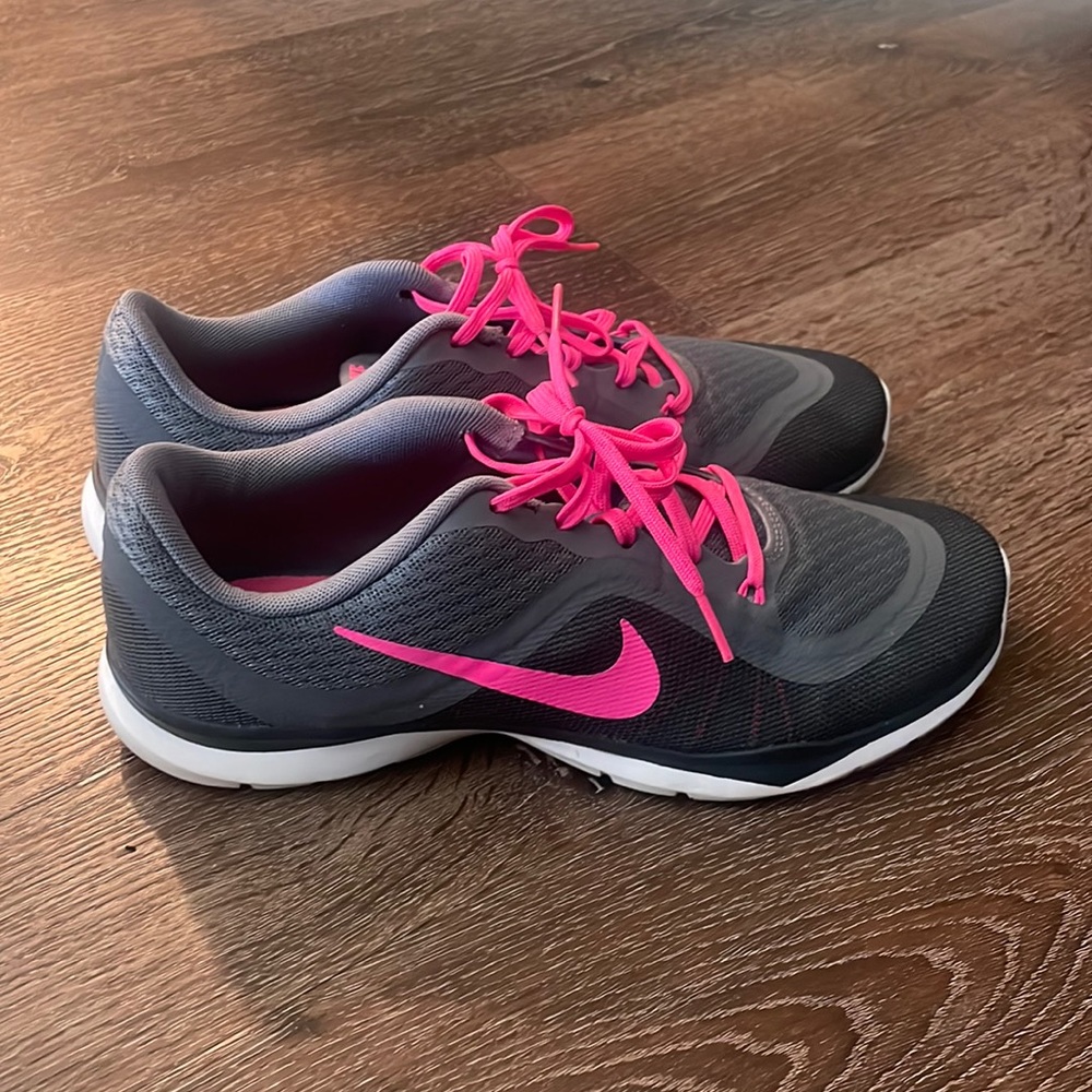 nike running shoes